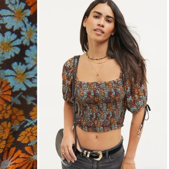 Free People Floral Smocked Puff Sleeve Crop Top NWT, size Small - Picture 1 of 16